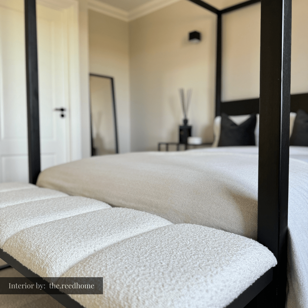 Ponce Bench - Chex Polar Bouclé.