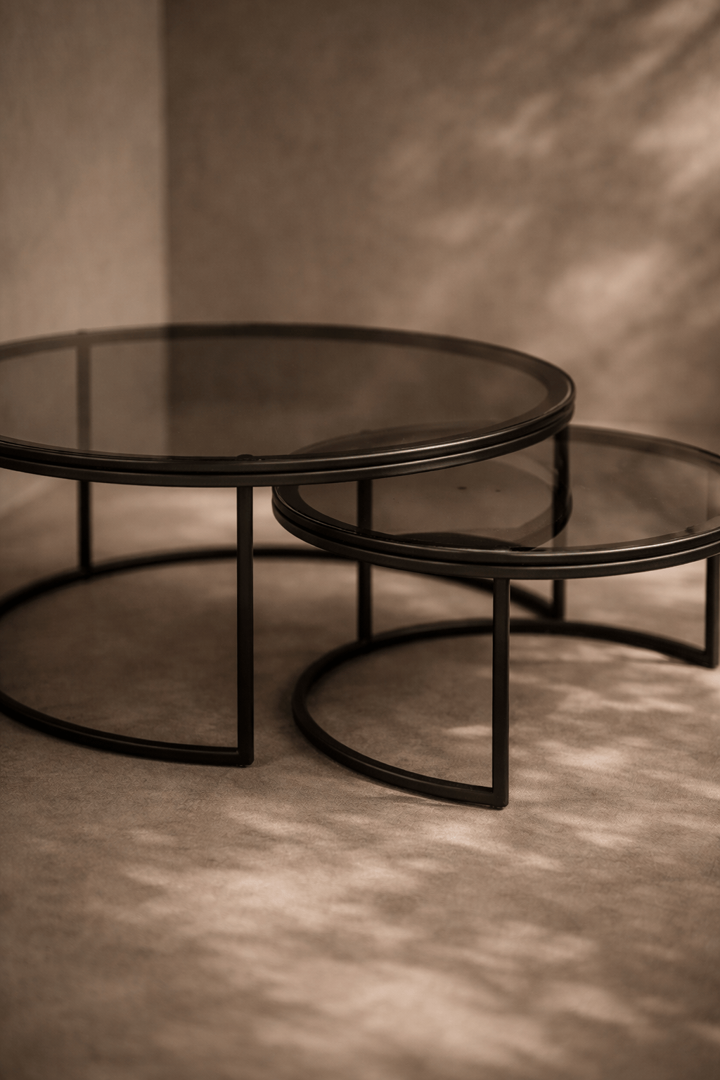 Tommy Franks Living Wheel Coffee Table - Large - Glass House of Isabella UK