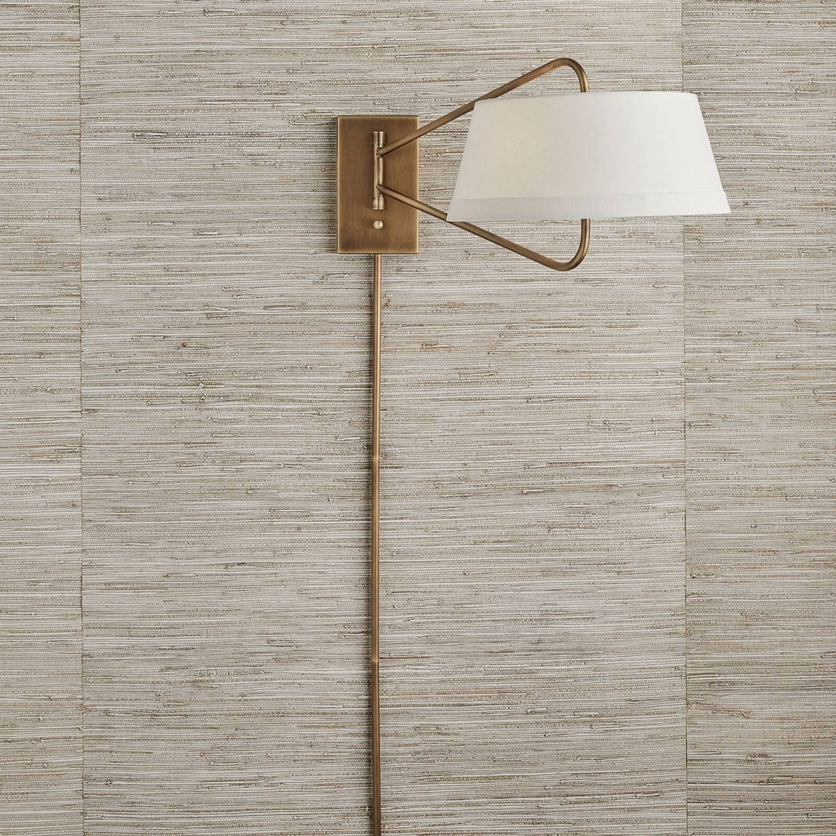 Tong 2 Light Sconce