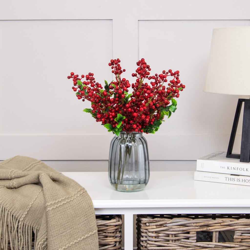 PP Berries and Holly in Vase JM 40cm.