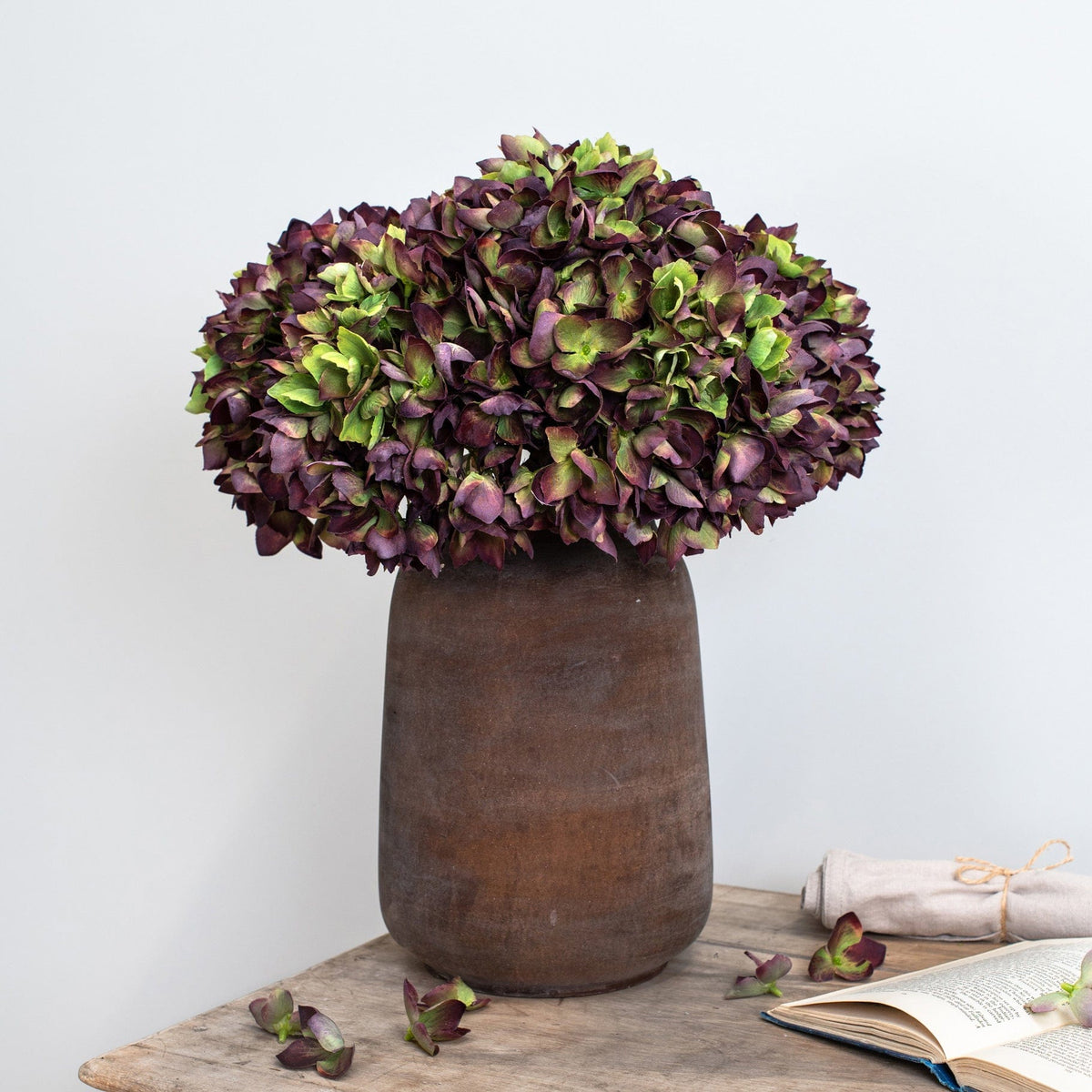 SF Hydrangea Burgundy 46cm.