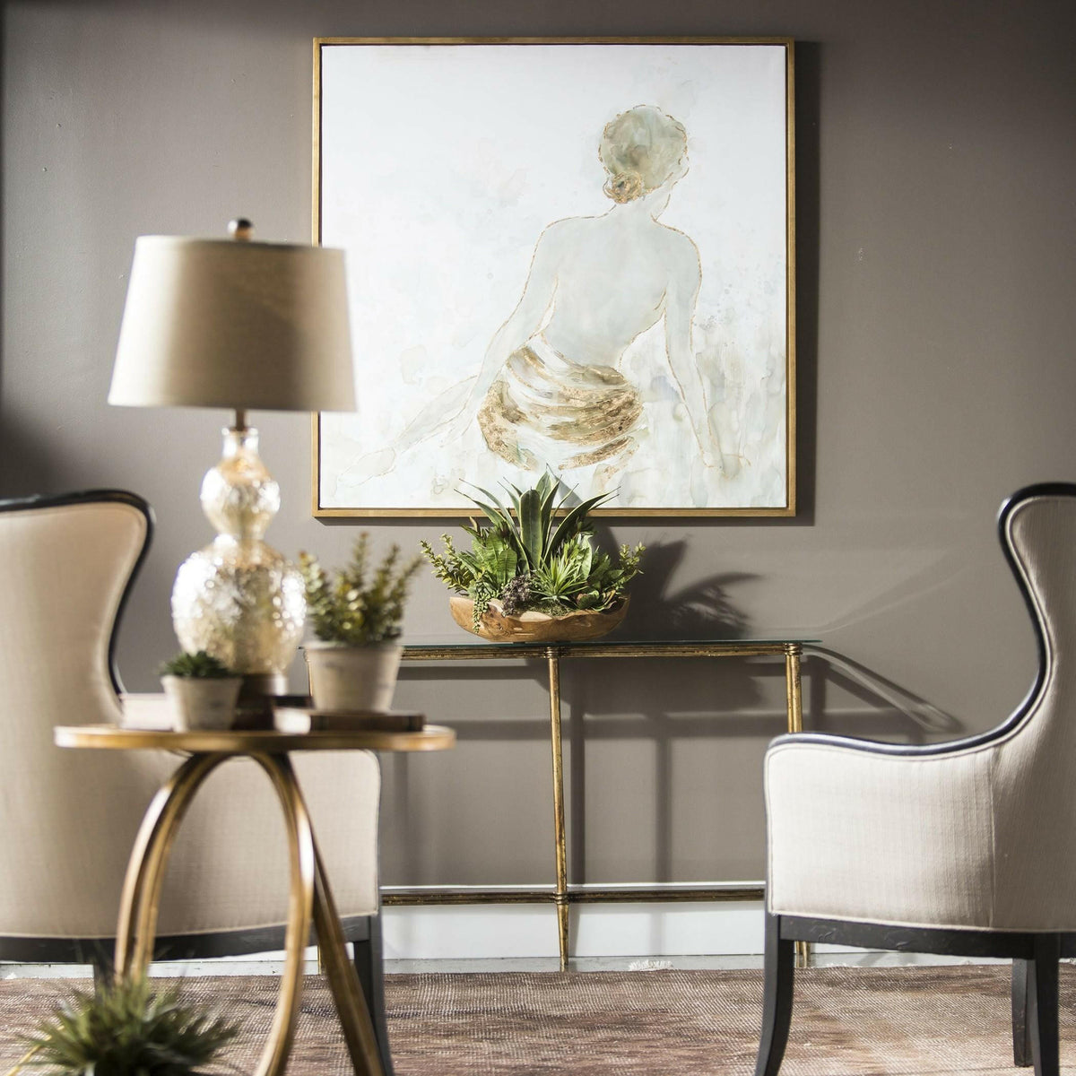 Gold Highlights Feminine Art.