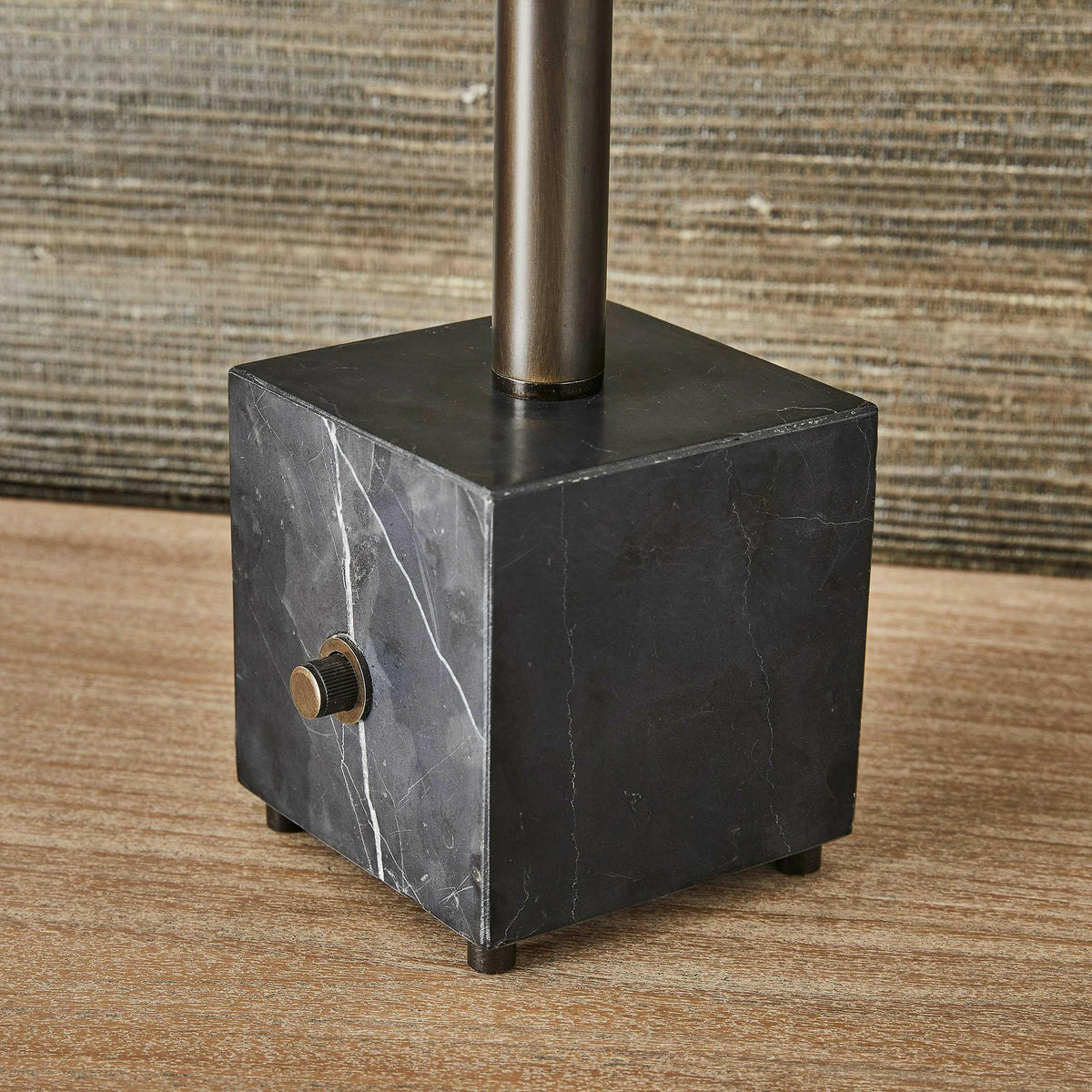 Highlight Desk Lamp - Black.