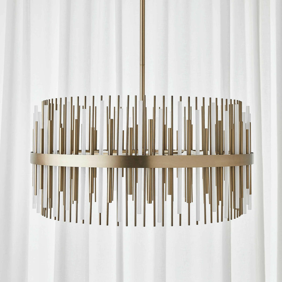 Magic Wand, 8 Lt Pendant.