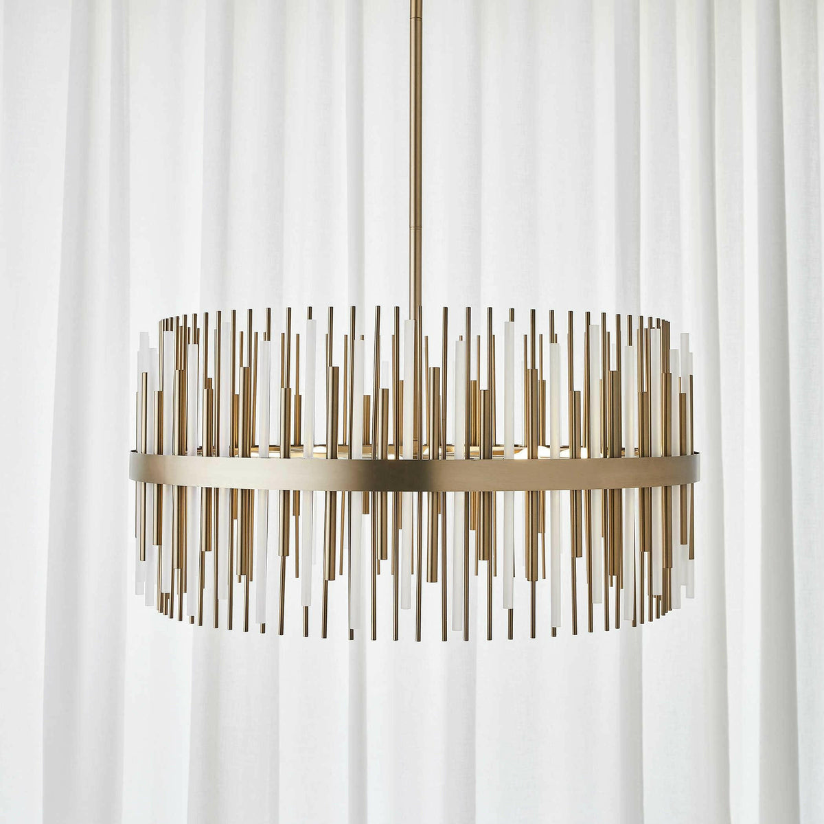 Magic Wand, 8 Lt Pendant.