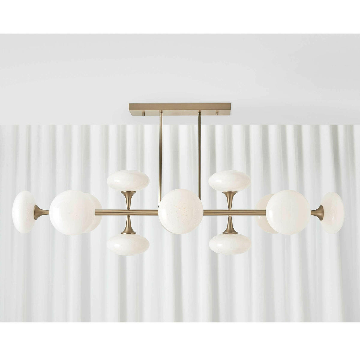 Vienna, 12 Lt Pendant.