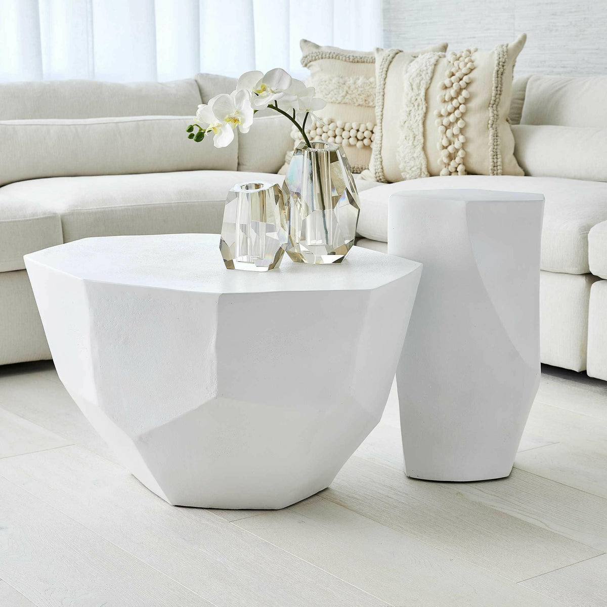 Cathenna Coffee Table - White Medium.