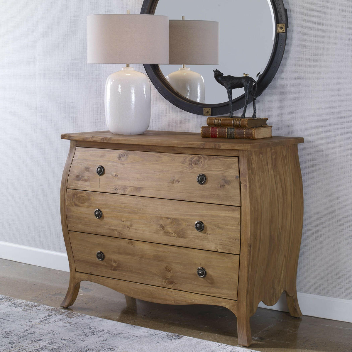 Gavorrano Bombe Foyer Chest.