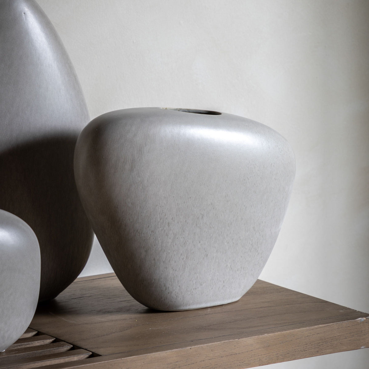 Dimmer Pebble Vase - Medium.