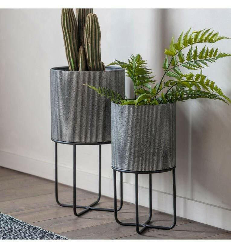 Bromyard Metal Planter Set of 2 Grey.