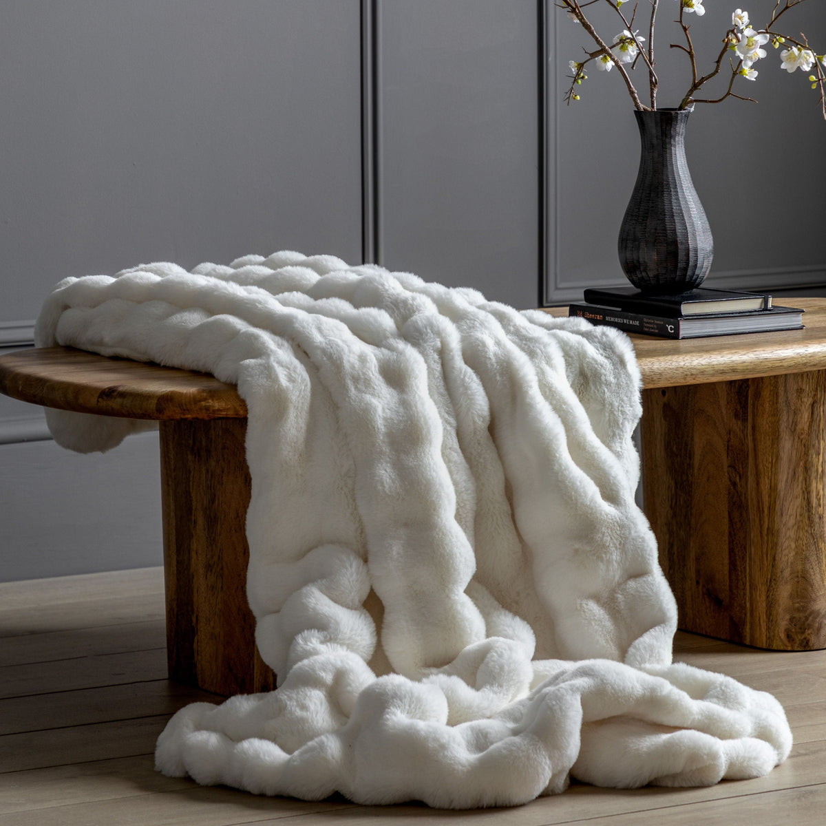 Marshmallow Rabbit Fur Throw Cream.