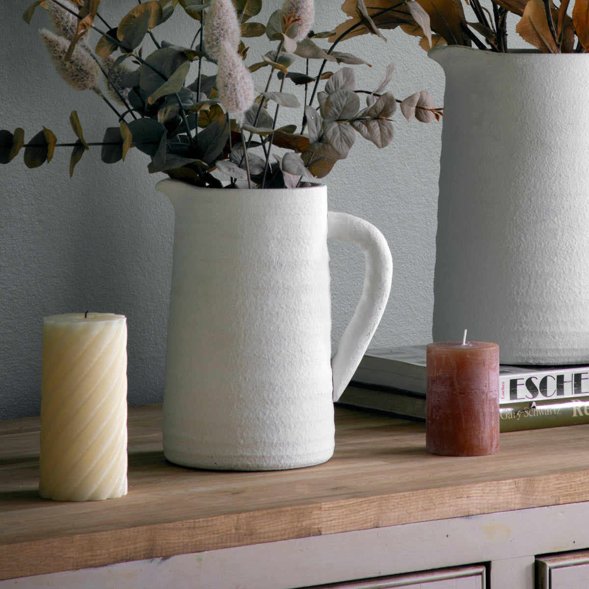 Guisborough Vase White Small.