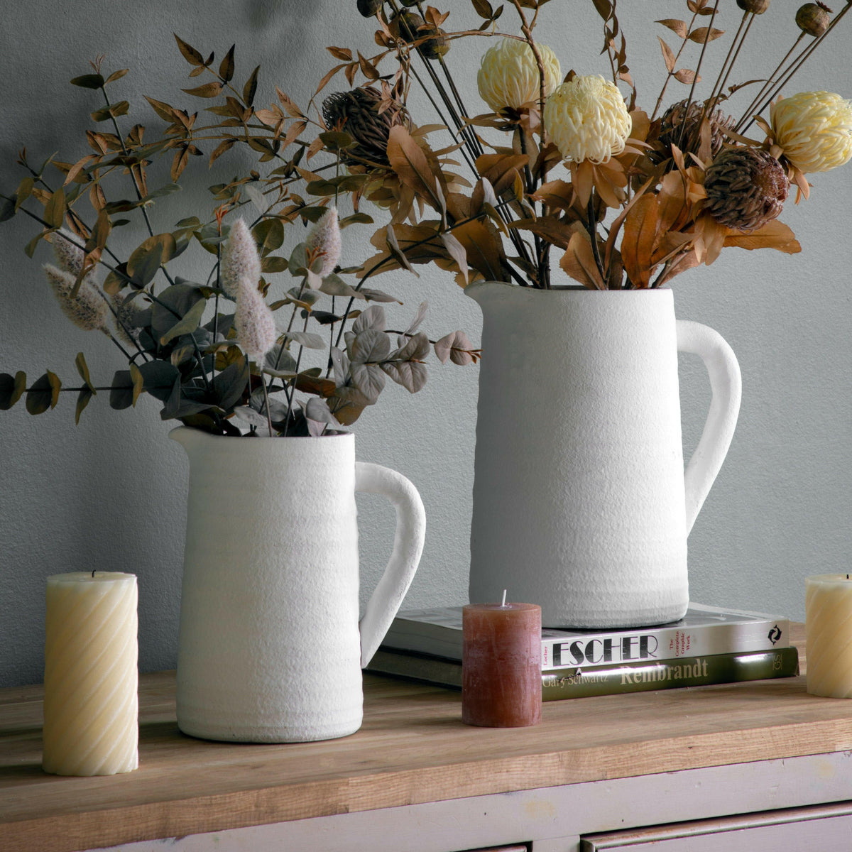 Guisborough Vase White Small.