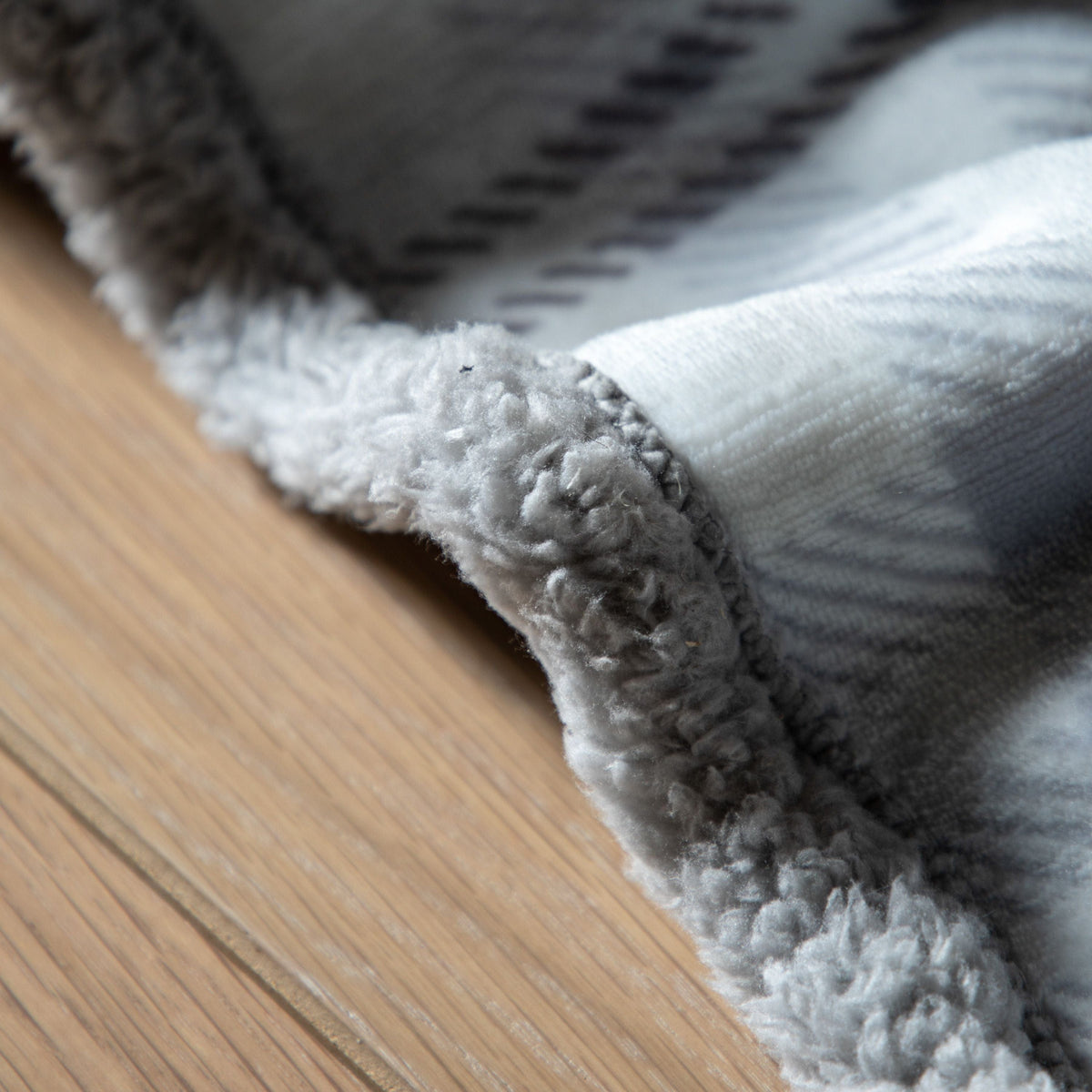 Tartan Sherpa Throw.