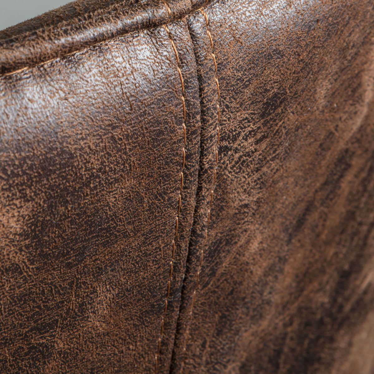 Dyche Chair Brown (2pk).