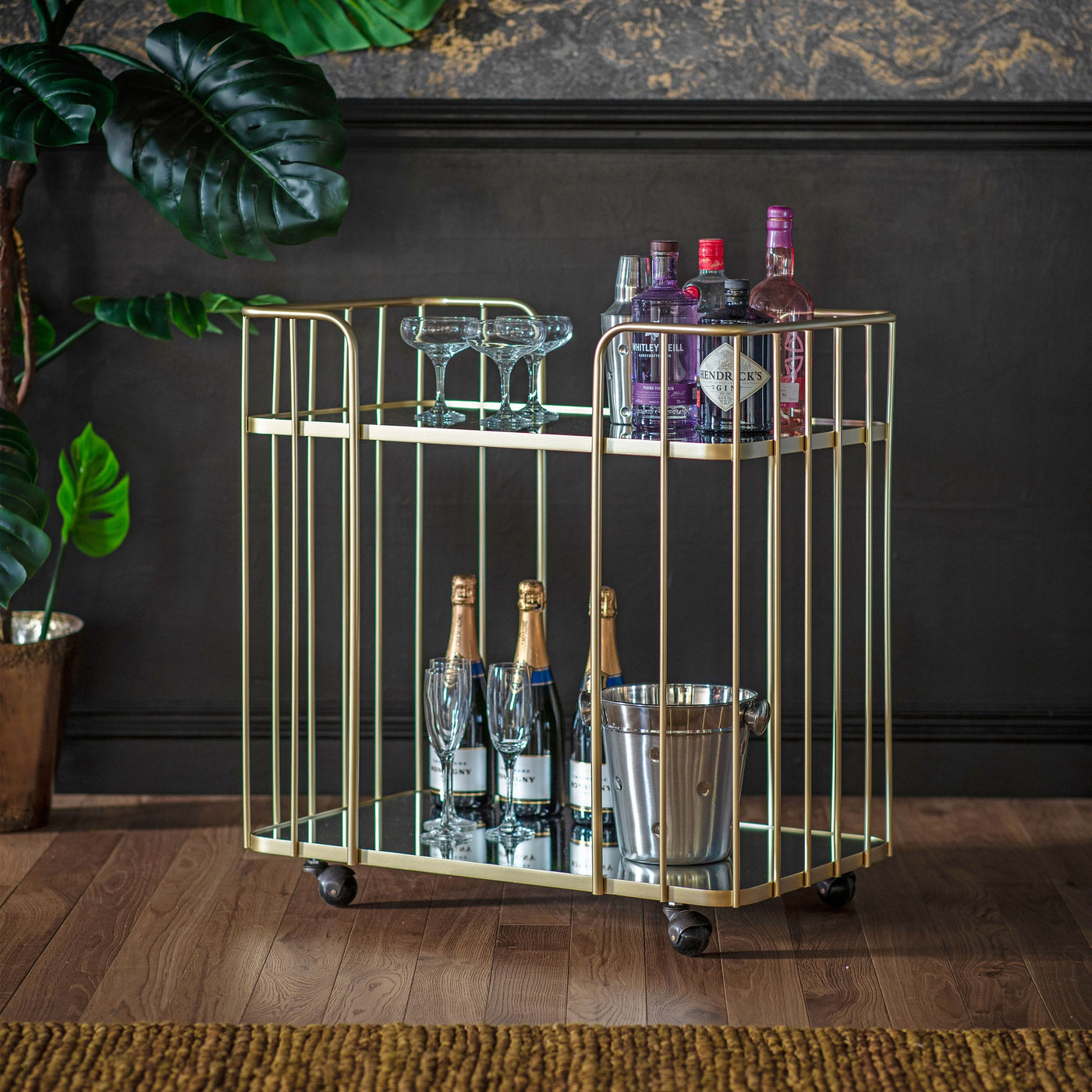 Bodhi Dining Hellesveor Drinks Trolley Champagne House of Isabella UK