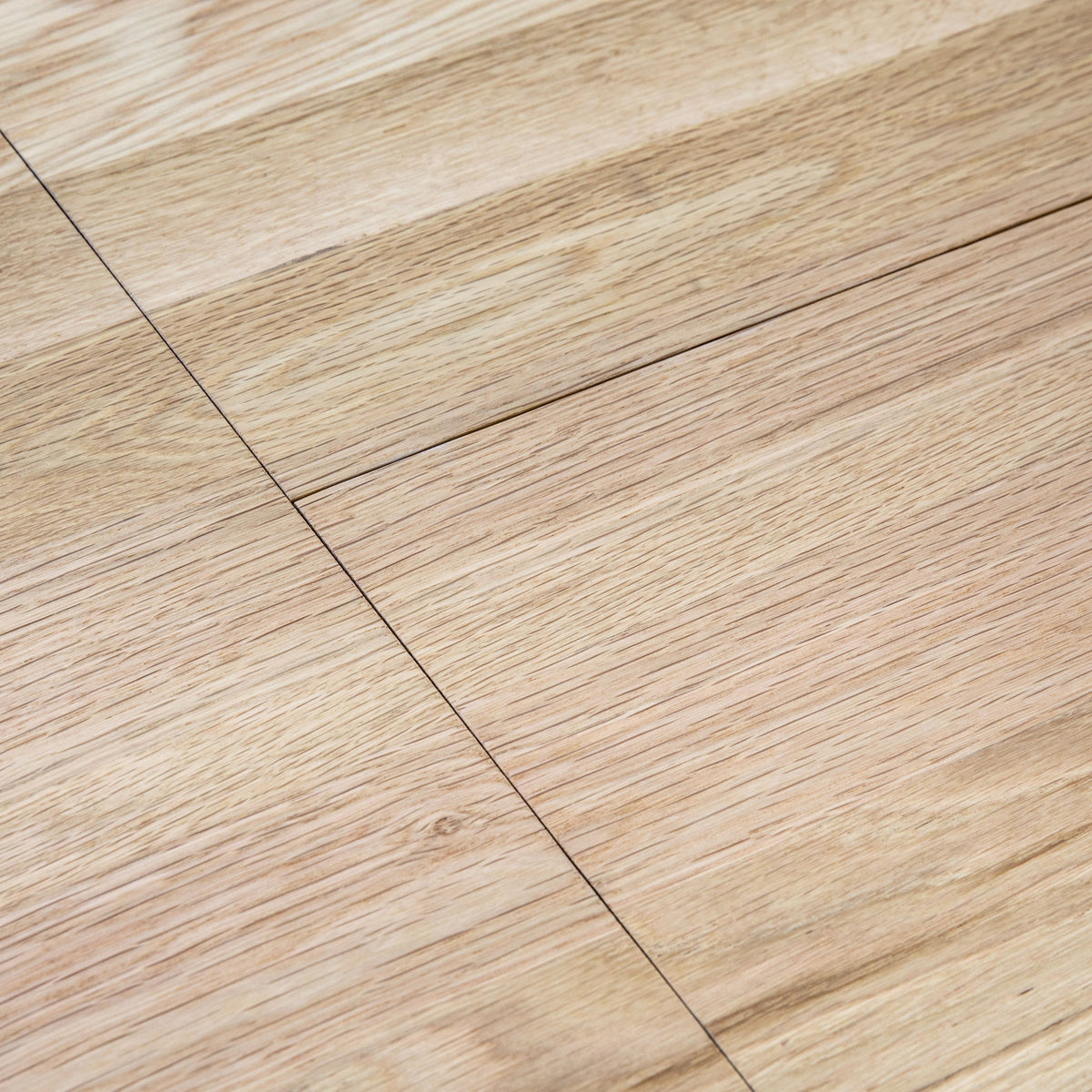 Holbeach Extending Dining Table.