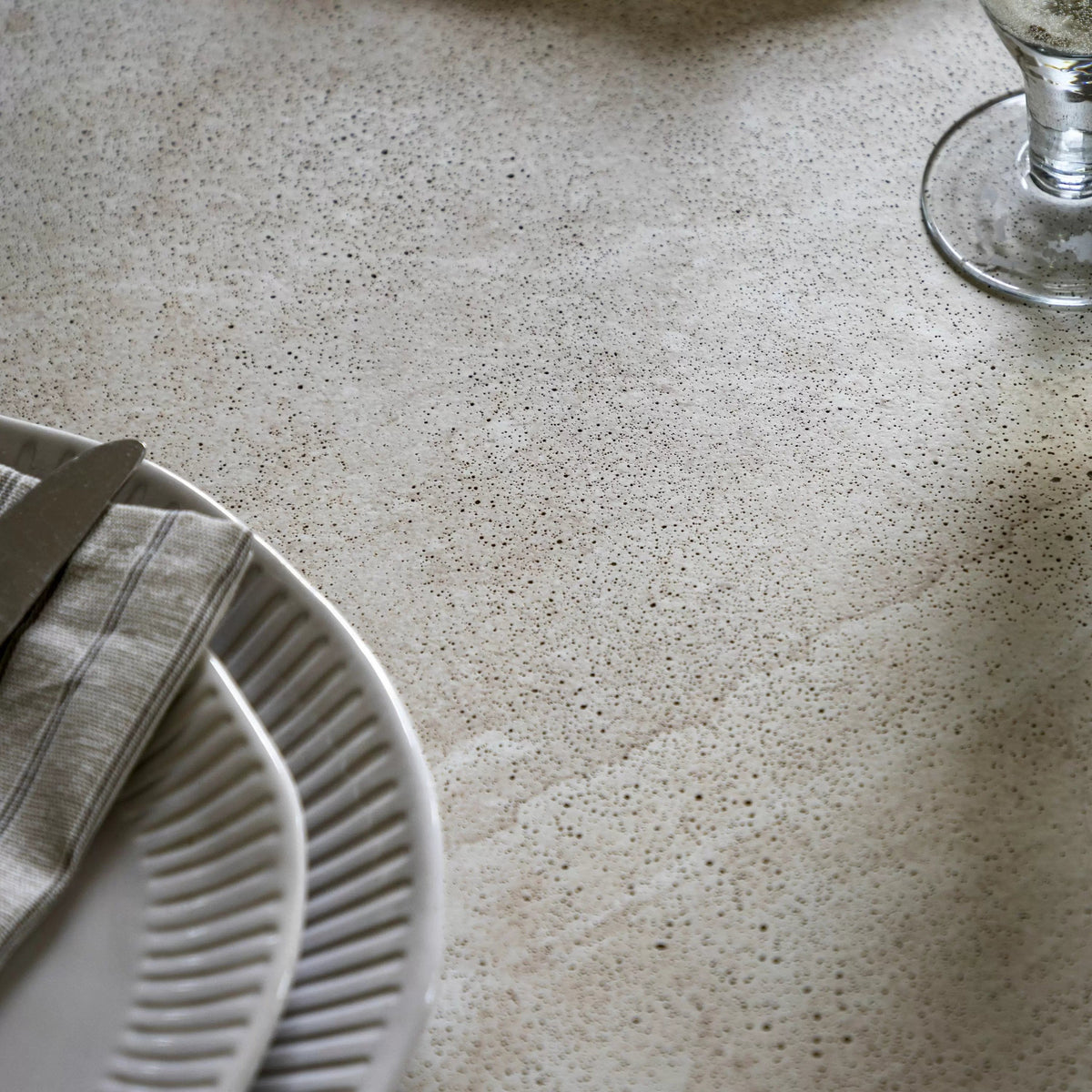 Sunderland Round Dining Table 900x900x750mm.