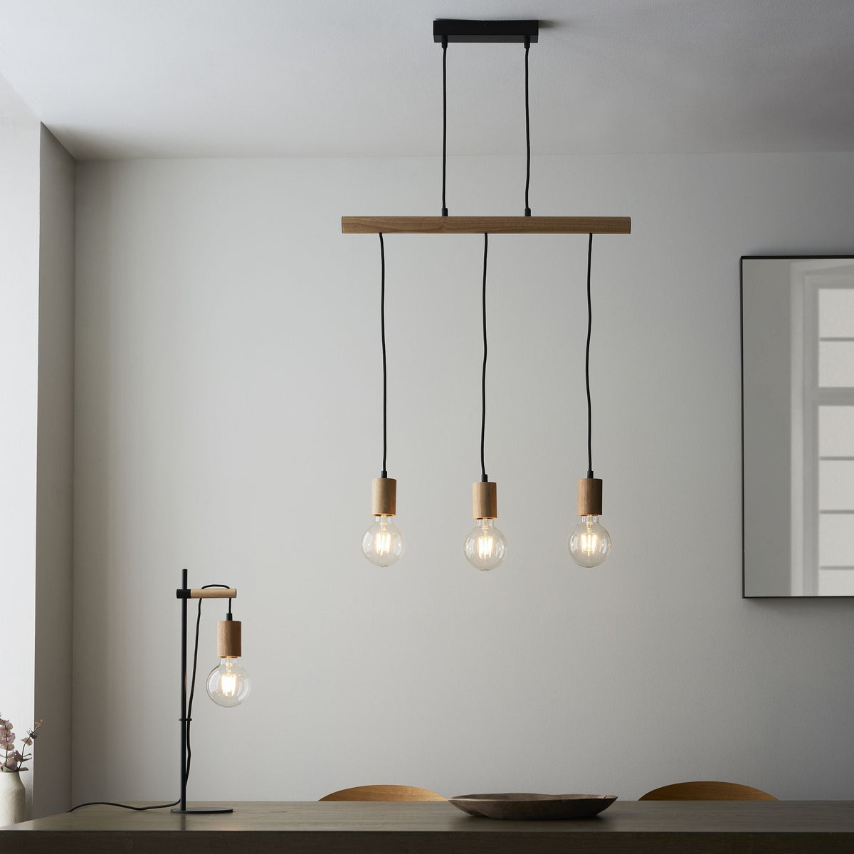 Hailey 3 Pendant Light Black.