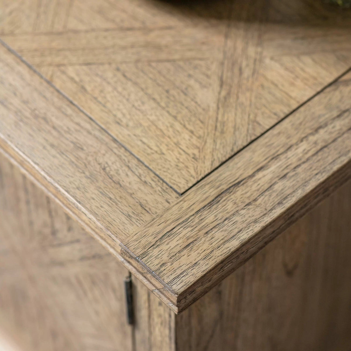 Dunbar 2 Door Media Unit.