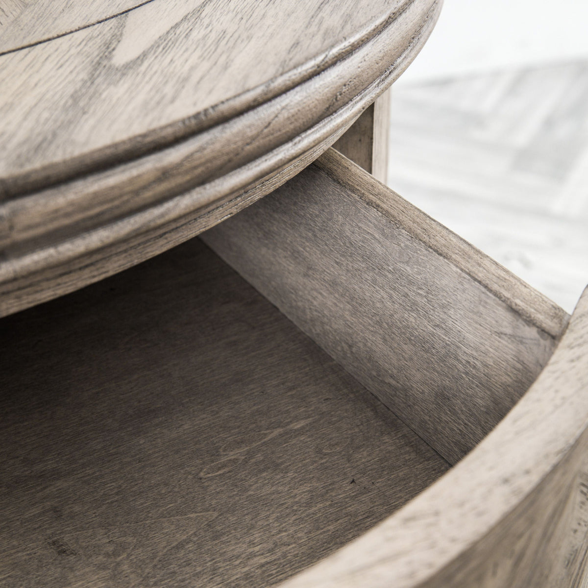 Dunbar Round 1 Drawer Side Table.