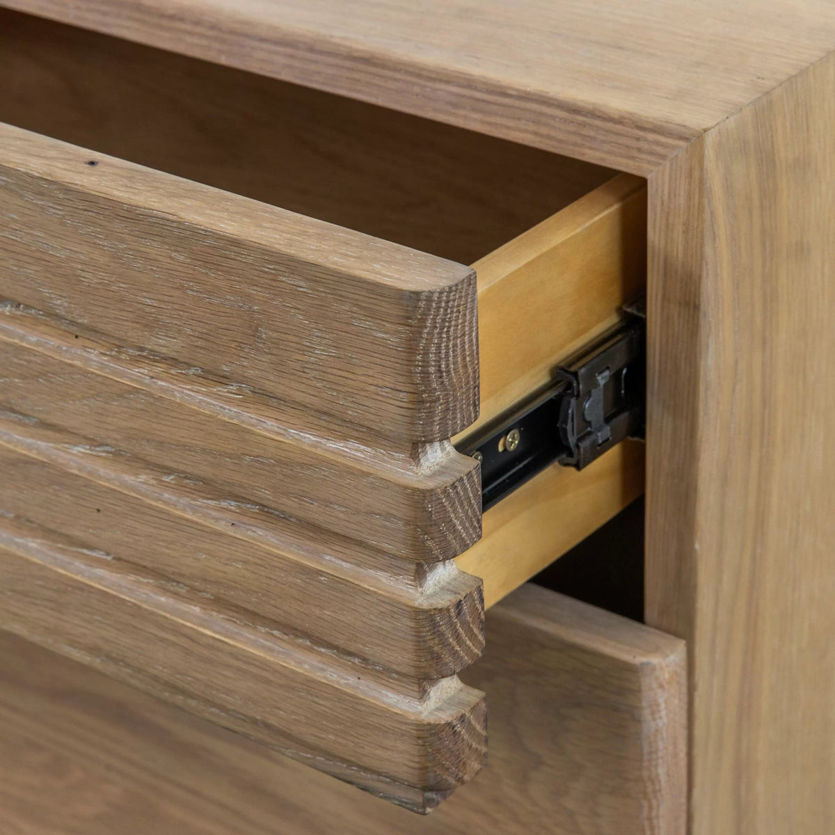 Ealing 2 Drawer 2 Door Sideboard.