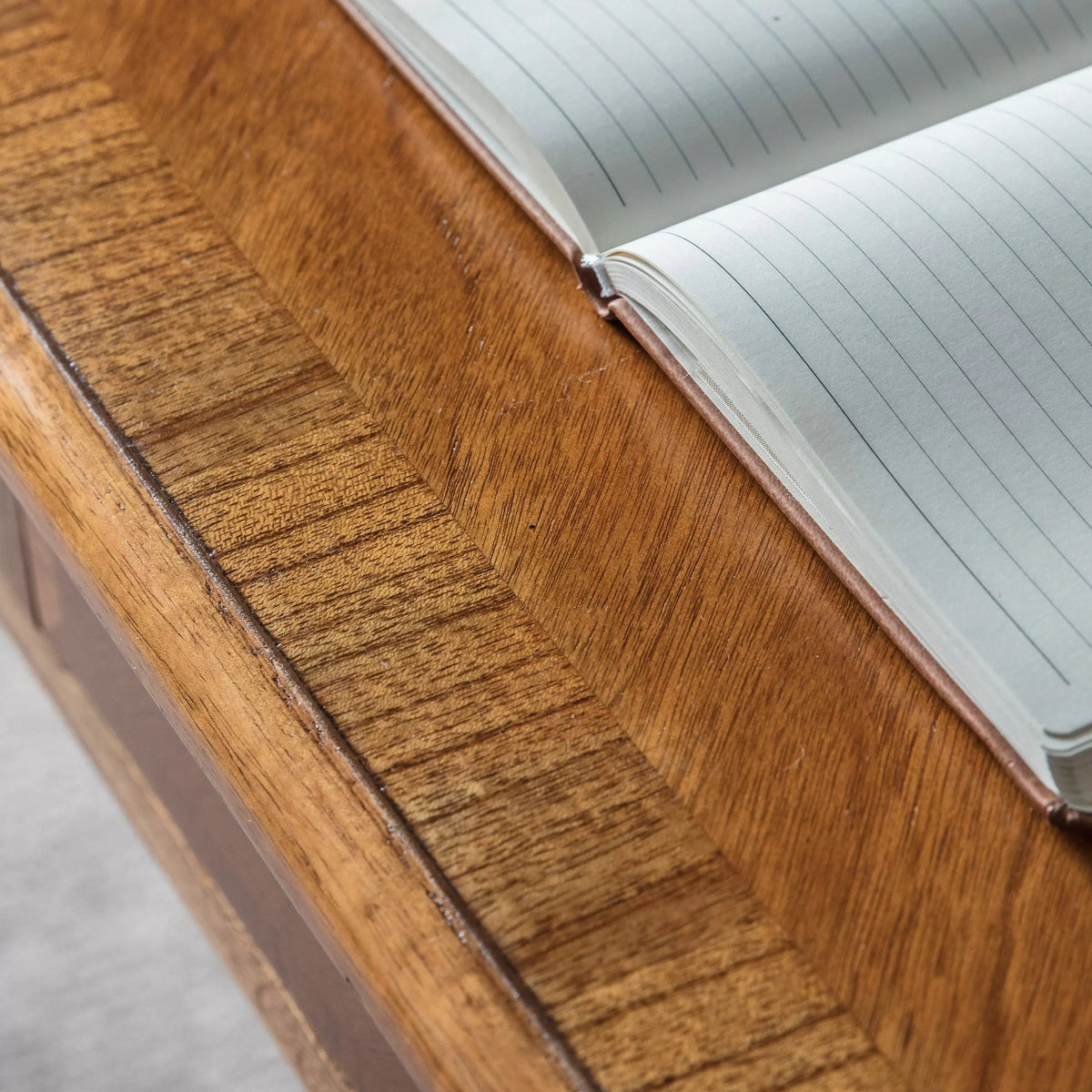 Halesowen 2 Drawer Desk.