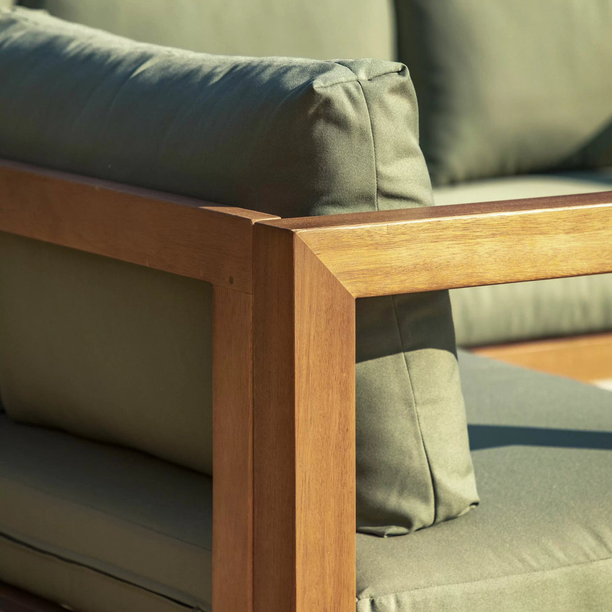 Oad Corner Sofa Set.