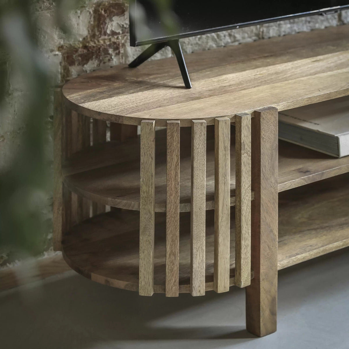 Rothwell Media Unit 1200x400x400mm.