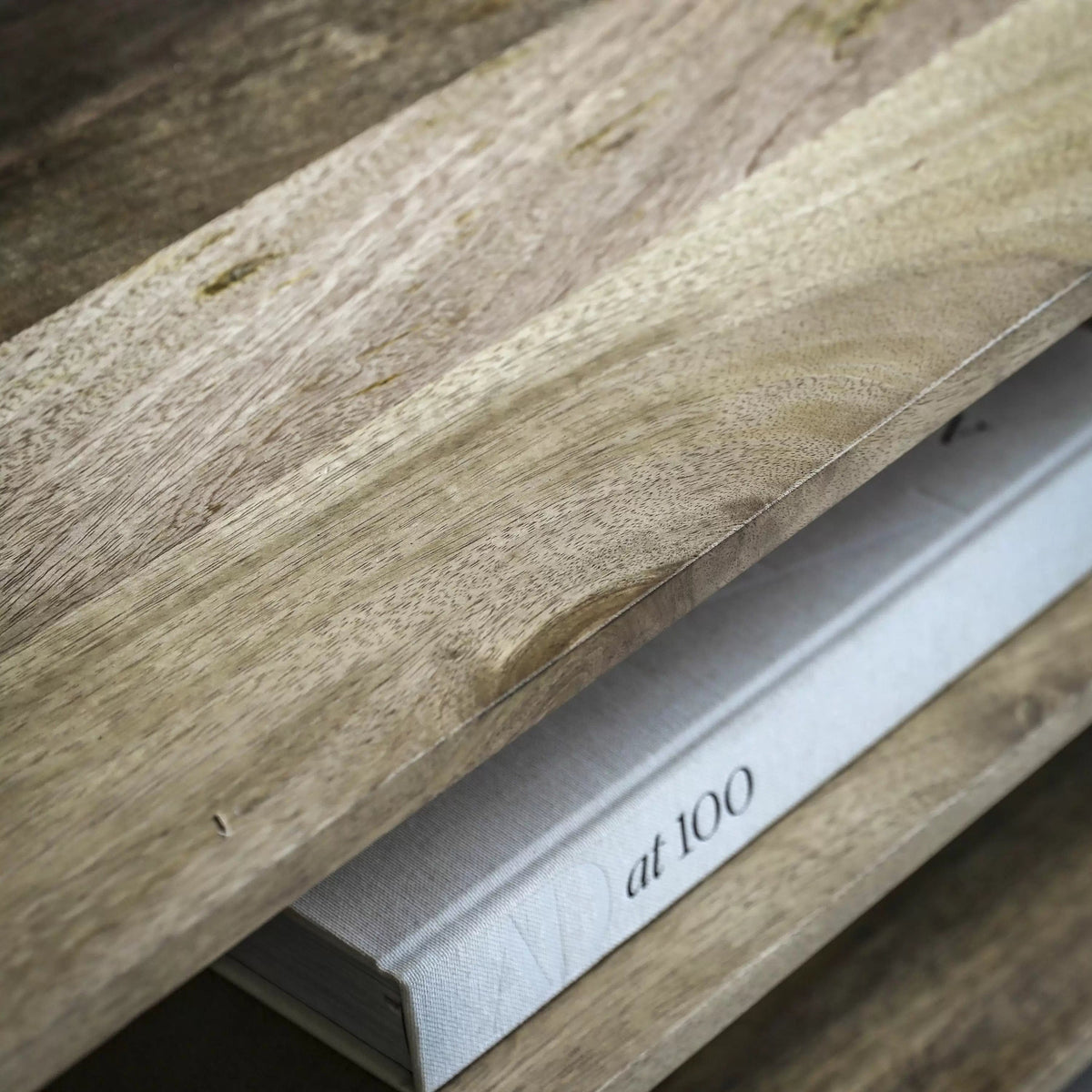 Rothwell Media Unit 1200x400x400mm.