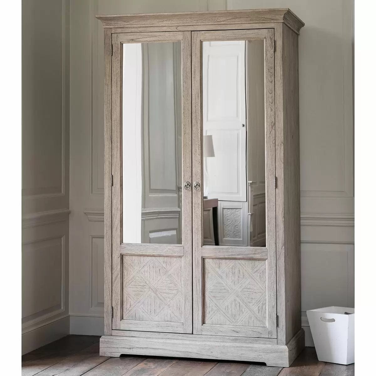 Bodhi Sleeping Dunbar 2 Mirror Door Wardrobe House of Isabella UK