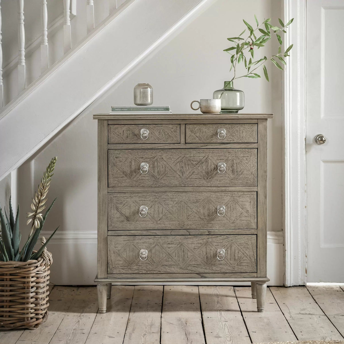Dunbar 5 Drawer Chest.