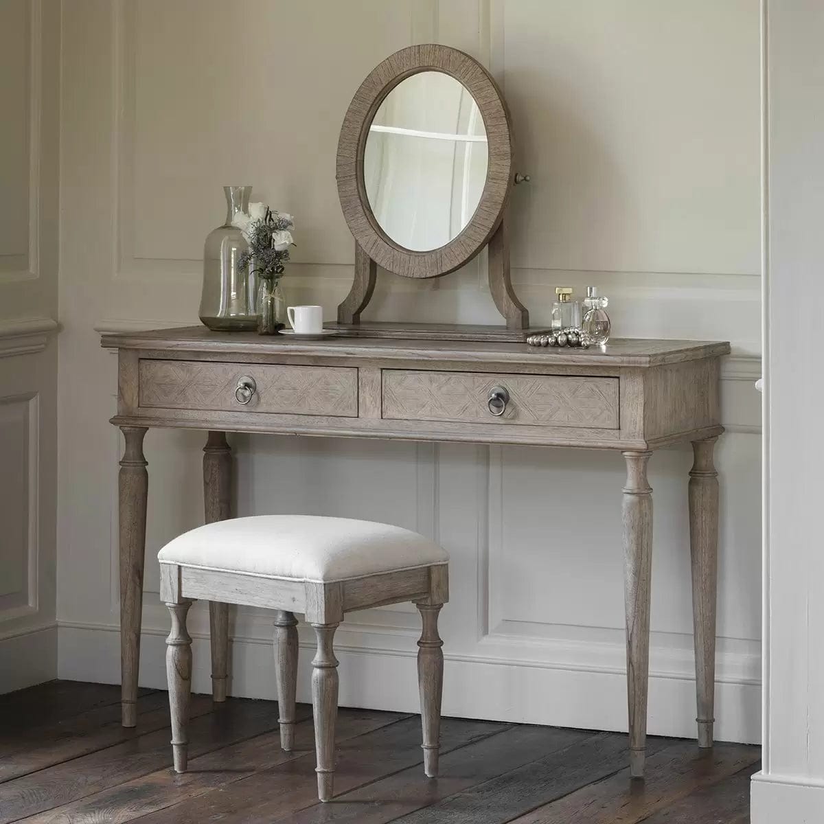 Bodhi Sleeping Dunbar Dressing Table House of Isabella UK