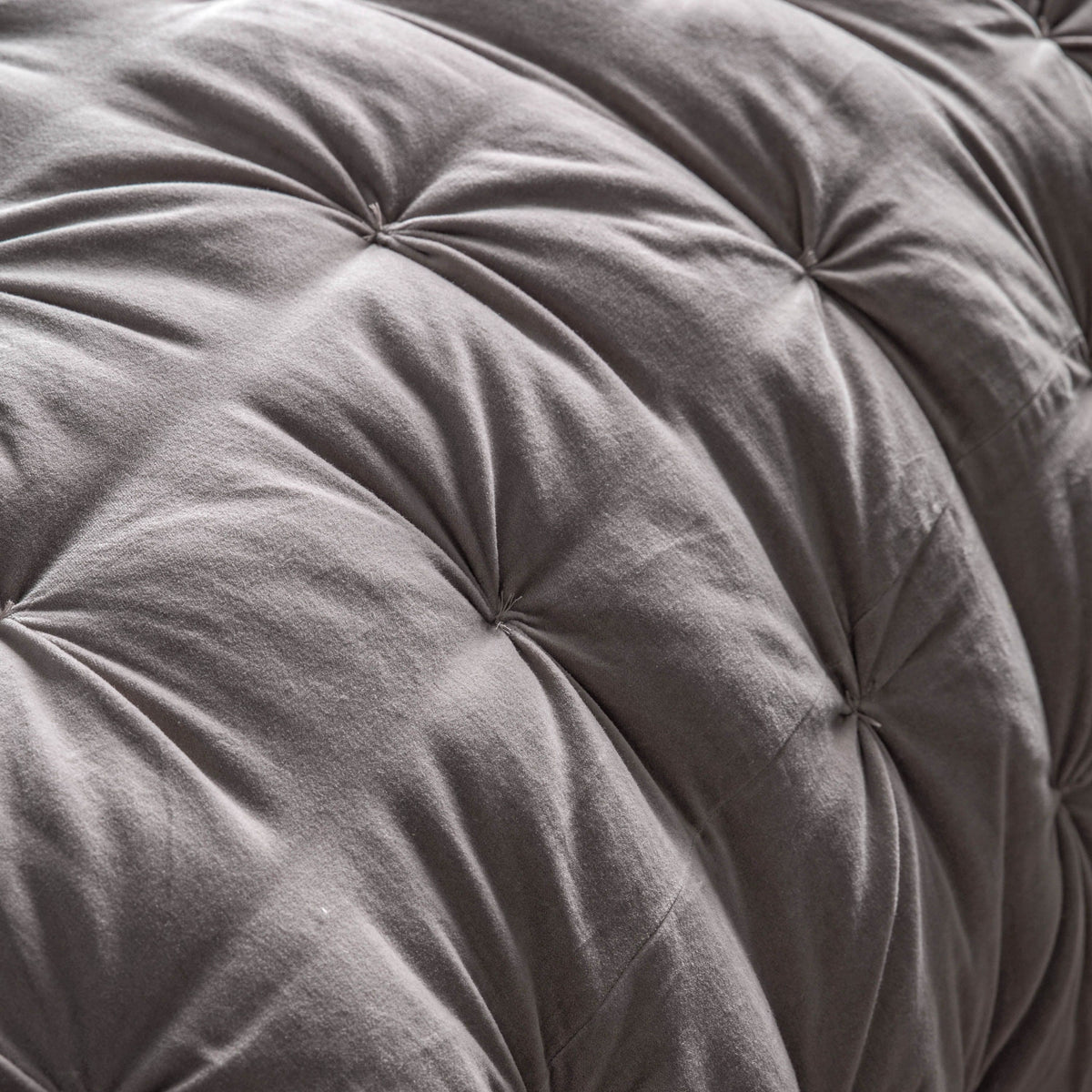 Earolstone Velvet Bedspread Neutral.