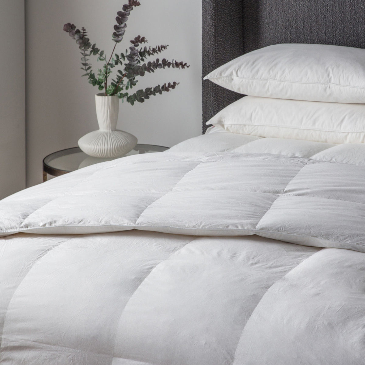 Grangesands Sleep White Goose Feather & Down Super King Duvet.