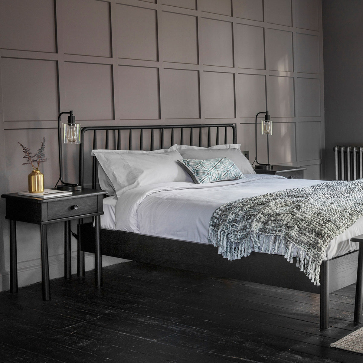 Holbeach 1 Drawer Bedside Black.