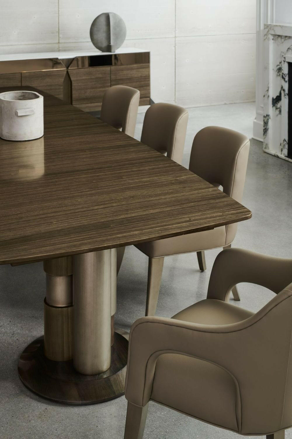 La Moda Dining Table.