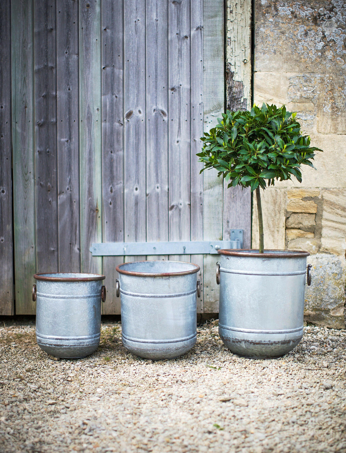 Set of 3 Malmesbury Planters.