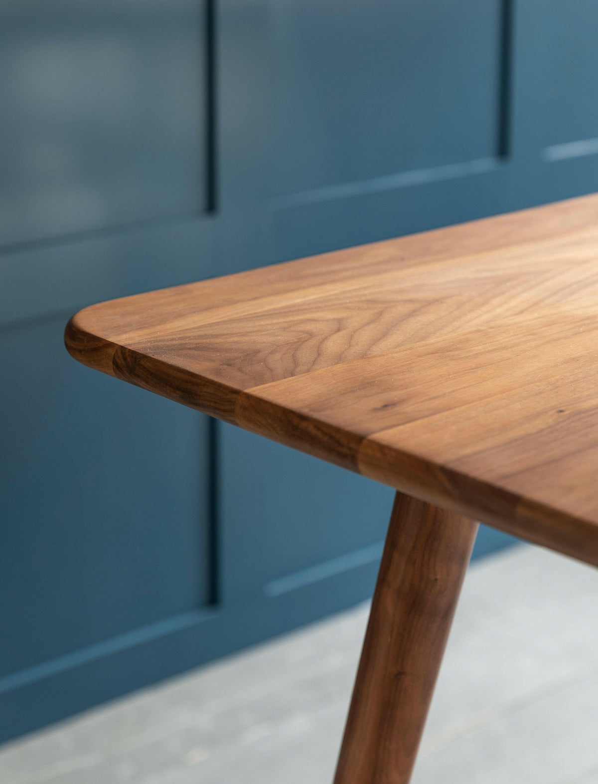 Kersoe Dining Table.