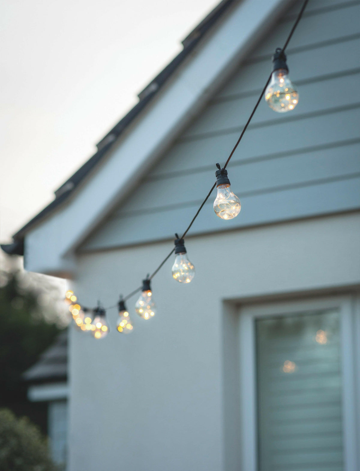 Solar Festoon Classic Lights - 20 Bulbs.