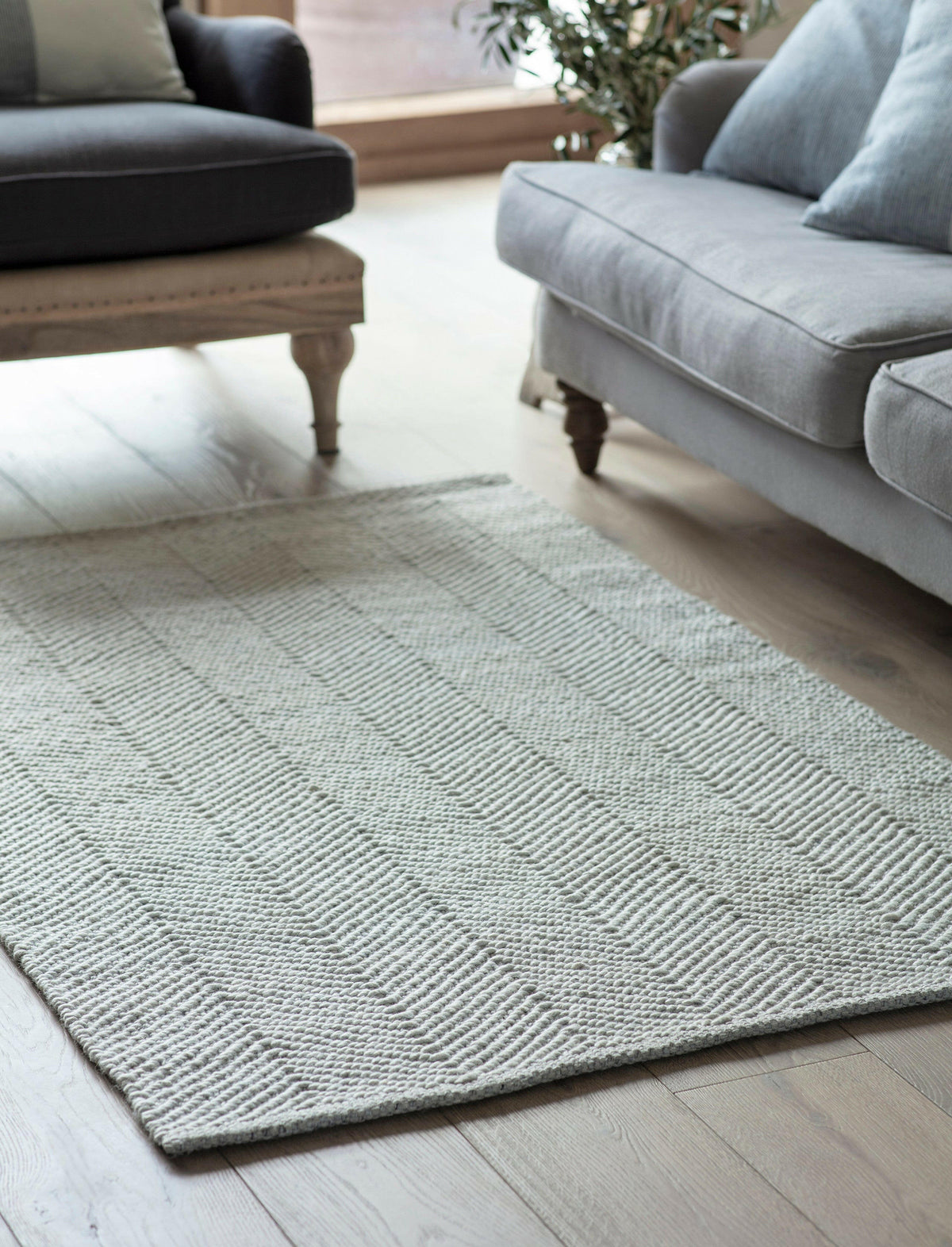 Ampney Rug - 120x180cm.