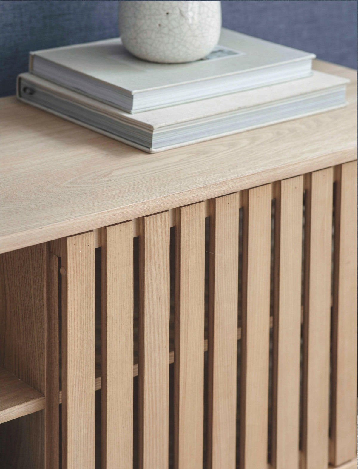 Linear Storage Unit - Low.