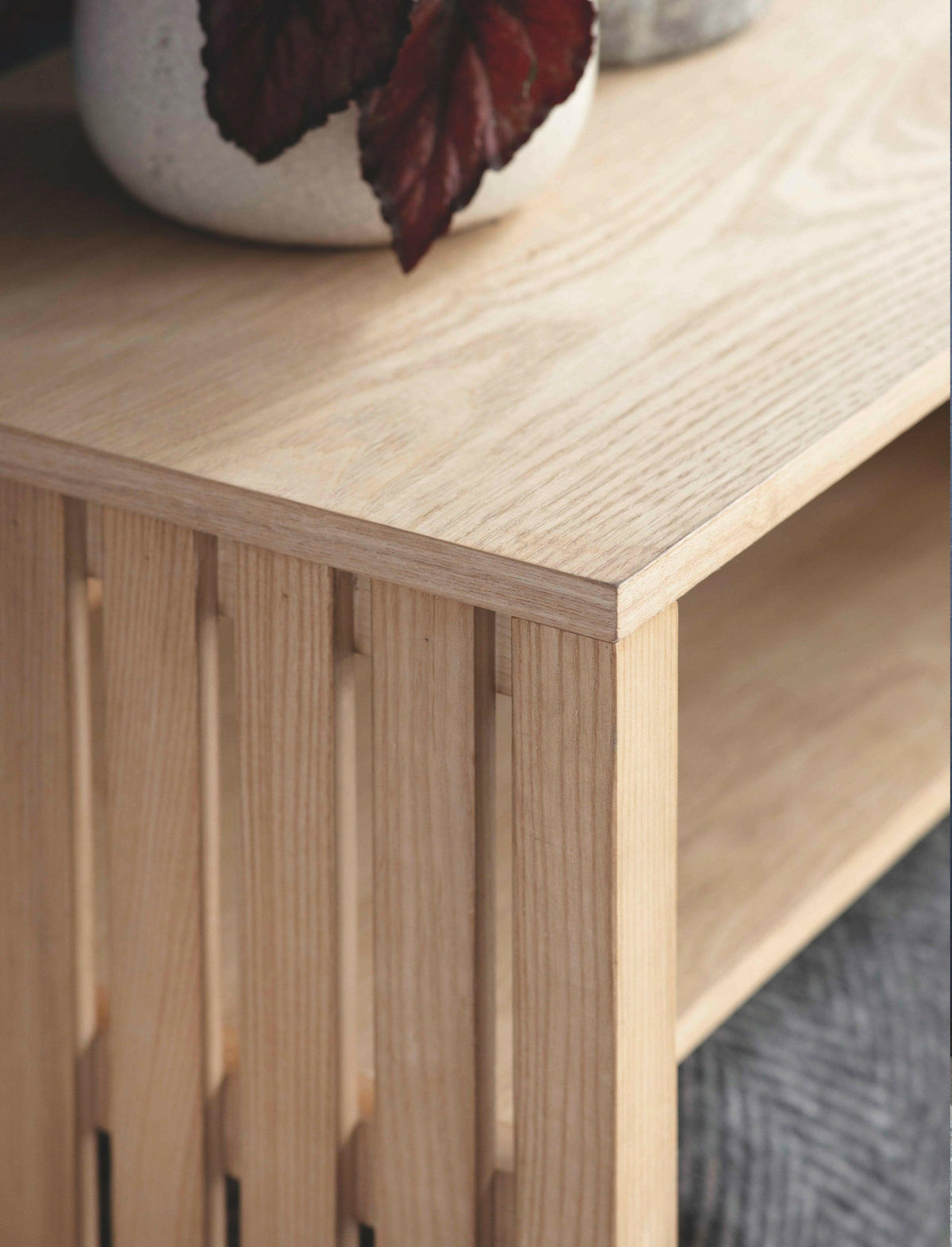 Linear Storage Unit - Low.