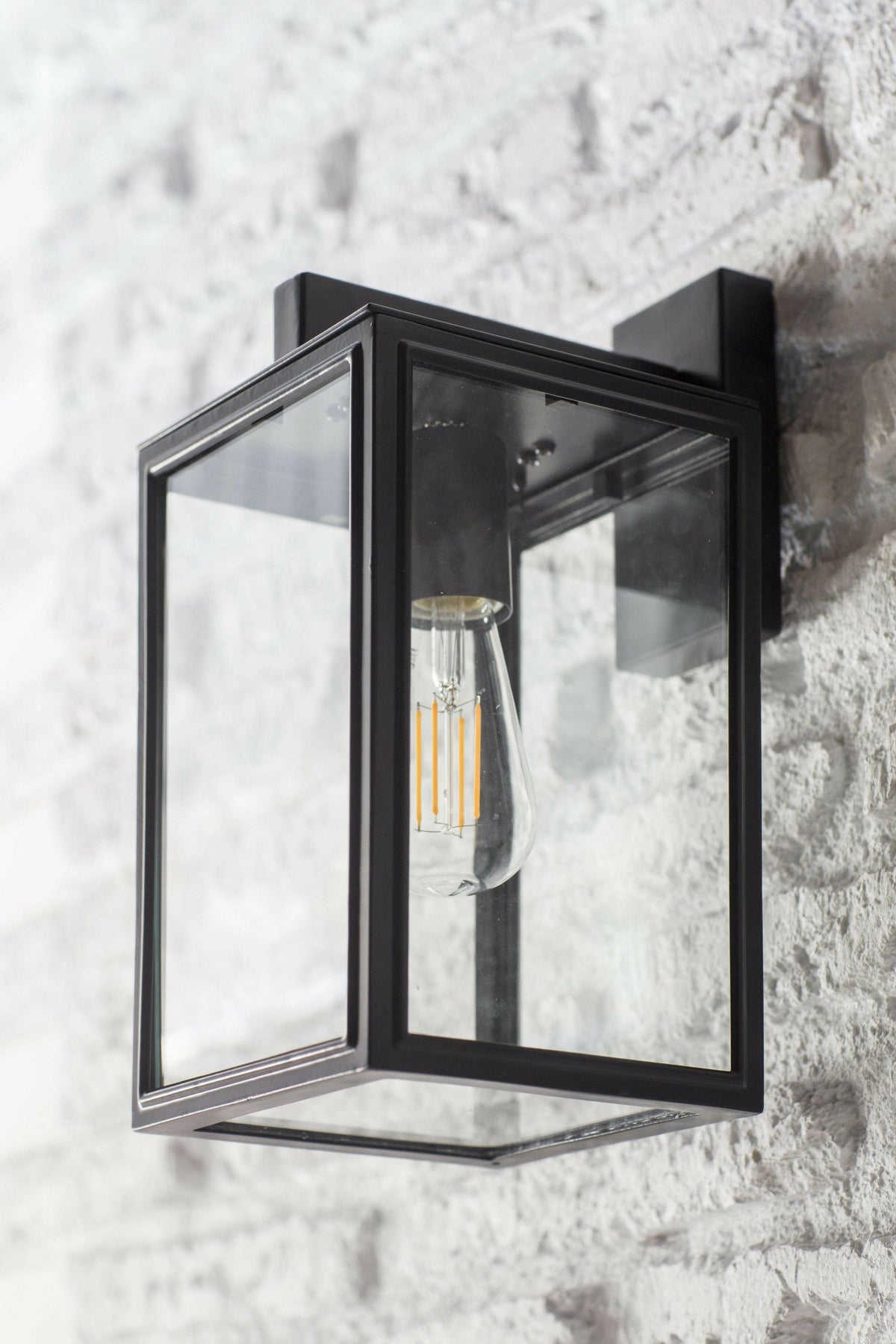 Belgrave Carriage Light.