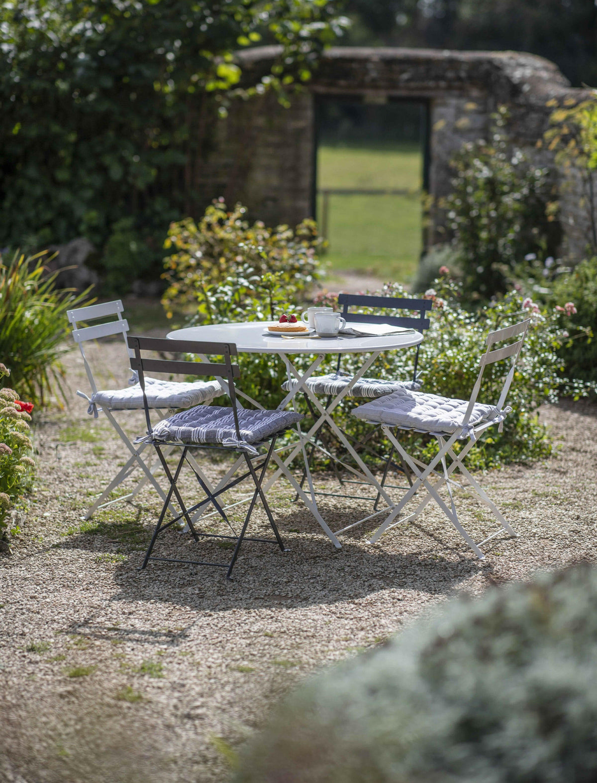 Rive Droite Bistro Table - Large - Chalk.