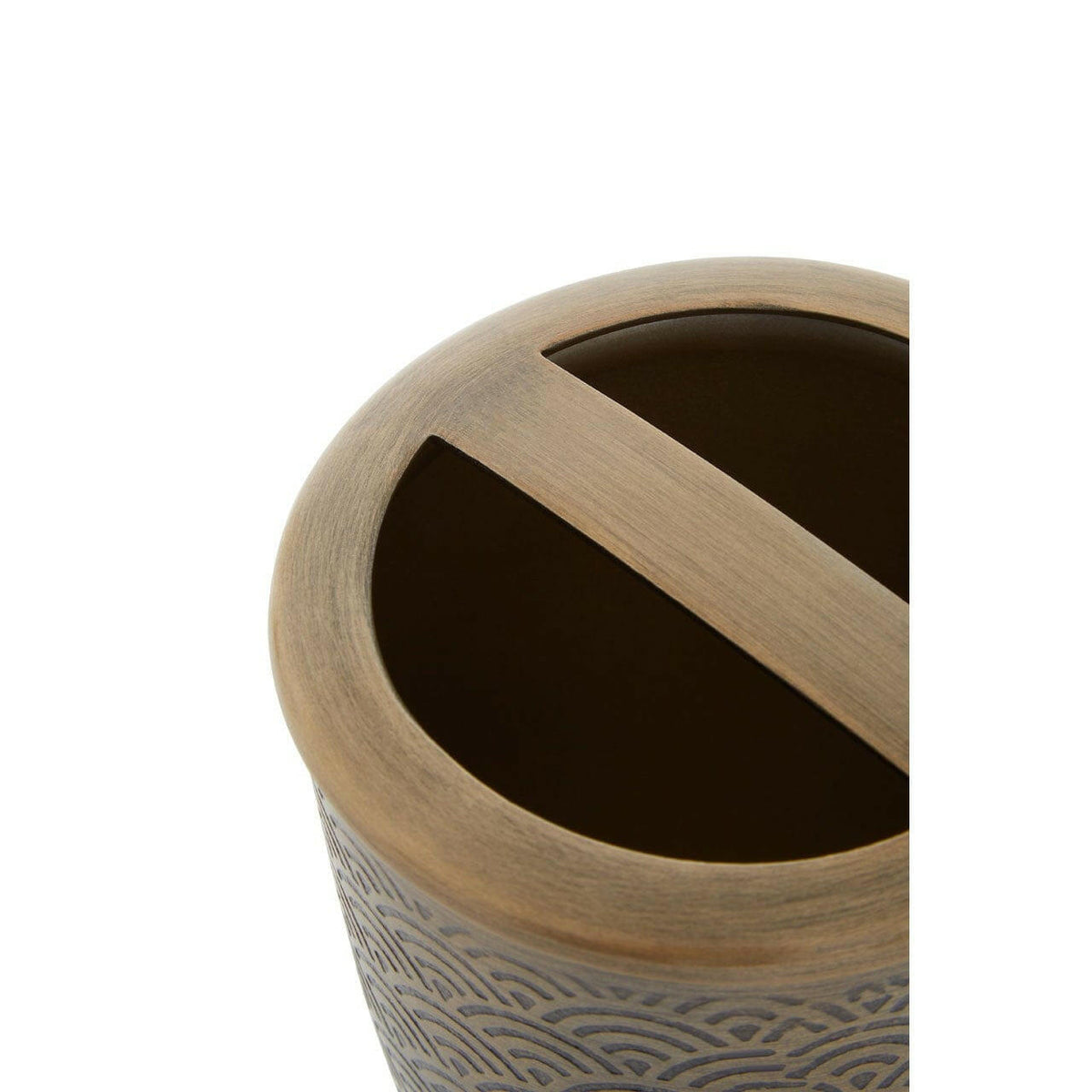 Allure Etched Detail Toothbrush Holder.