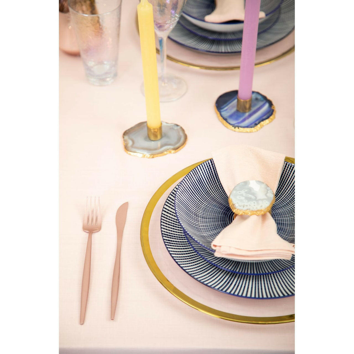 Avie 16 Pc Matte Pink Finish Cutlery Set.