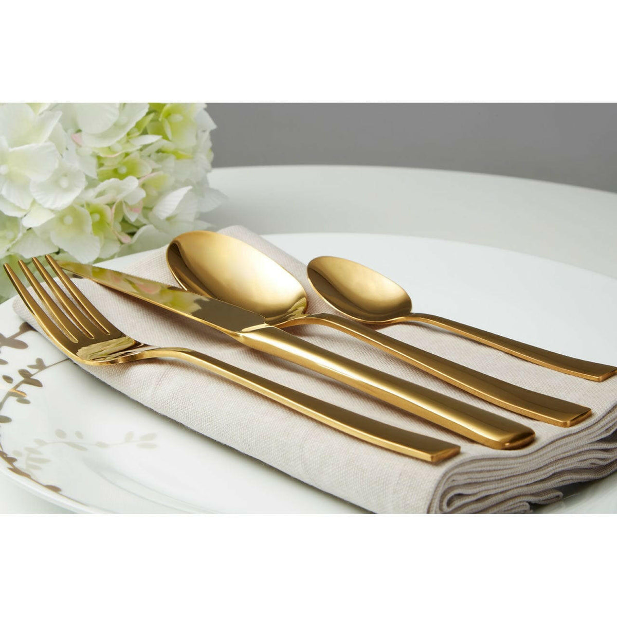 Avie Glow 16Pc Cutlery Set.