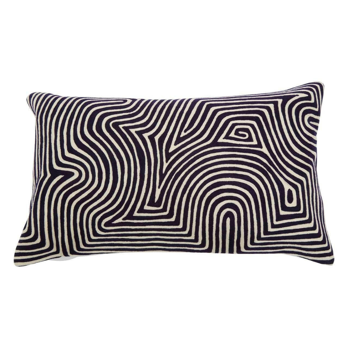 Bowie Ozella Navy And White Rectangular Cushion.