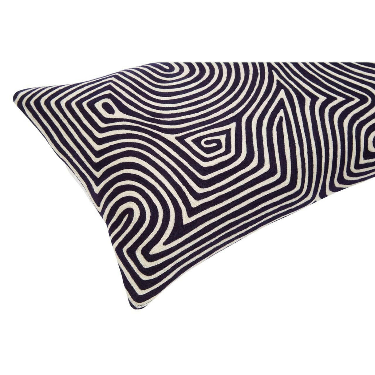 Bowie Ozella Navy And White Rectangular Cushion.